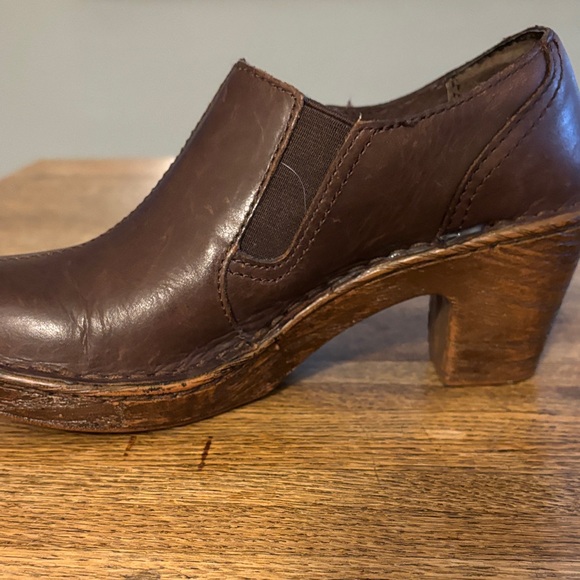 Born Stylish Brown Leather Heeled Mules for Women in Great Condition! Sz 6.5 - Picture 9 of 14